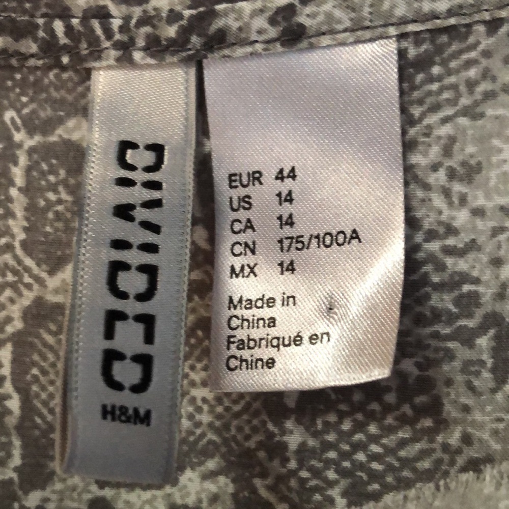 H&M Divided Top - Picture 5 of 5